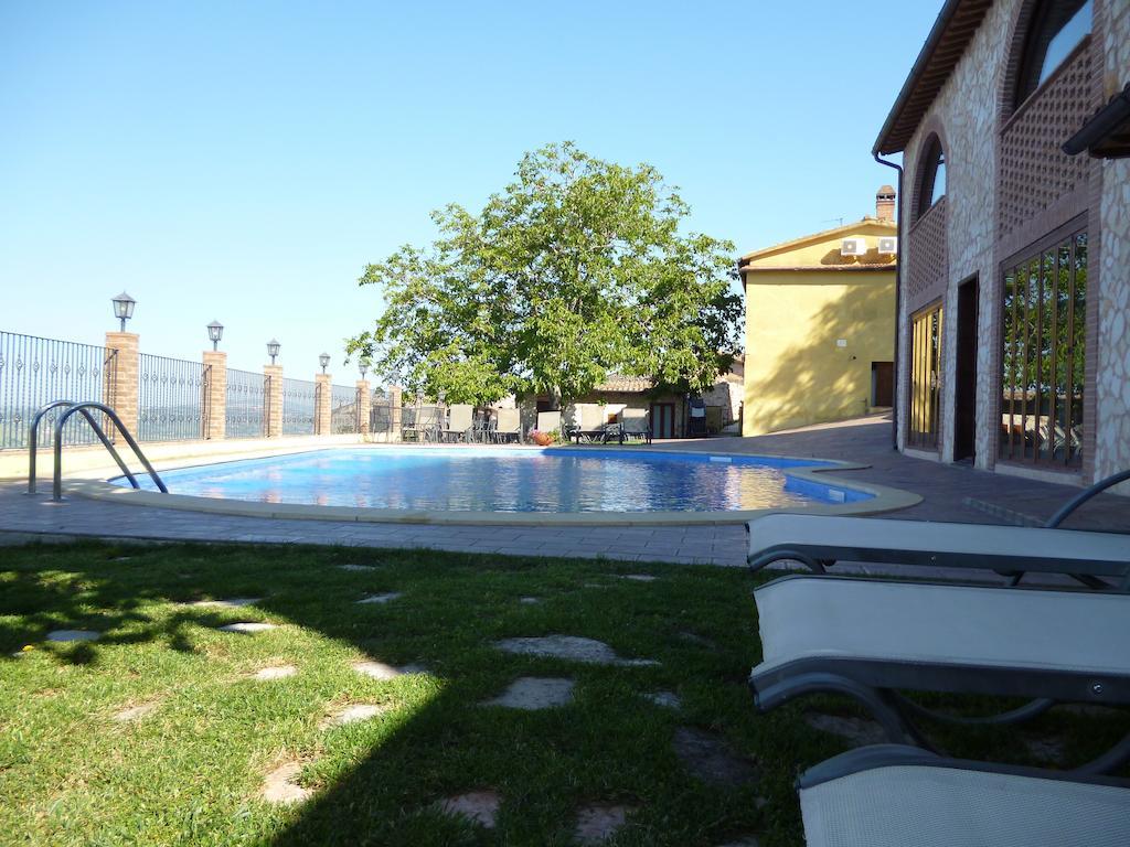Country House Le Vedute Trevi Zimmer foto
