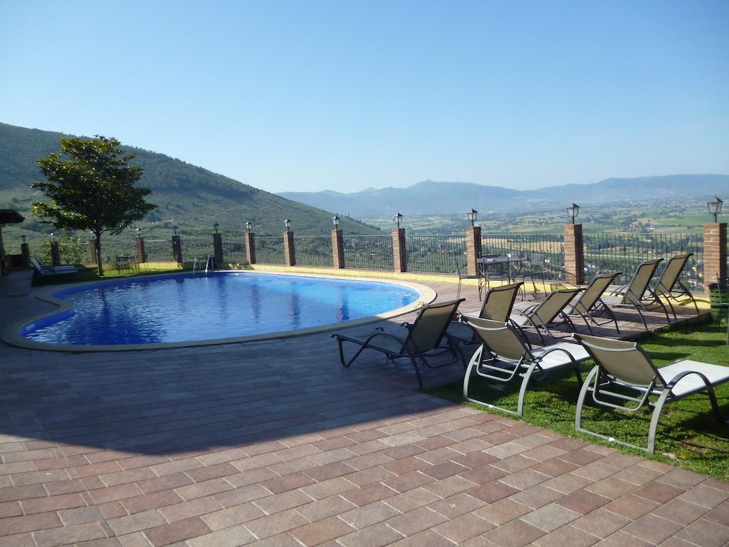 Country House Le Vedute Trevi Zimmer foto